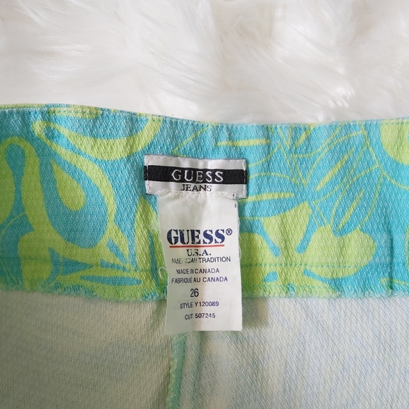 Guess Jeans Cotton Vibrant floral Capris - Picture 6 of 7